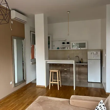 Sleep-enjoy 아파트 노비사드